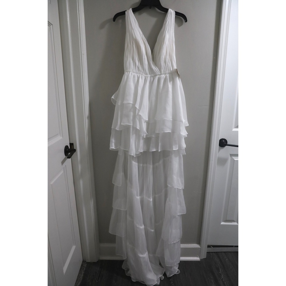 IEENA for Mac Duggal White Tiered Ruffle V-Neck Gown Formal Dress 55320 Size 6